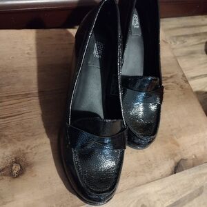 Jones New York heel loafer business casual faux leather shoes size 7.5